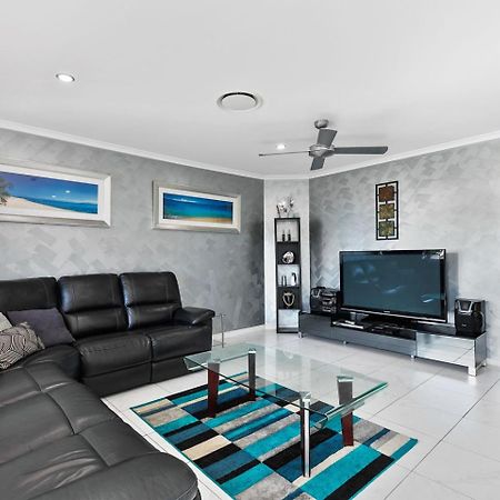 White Crest Apartments Херви Бей Екстериор снимка