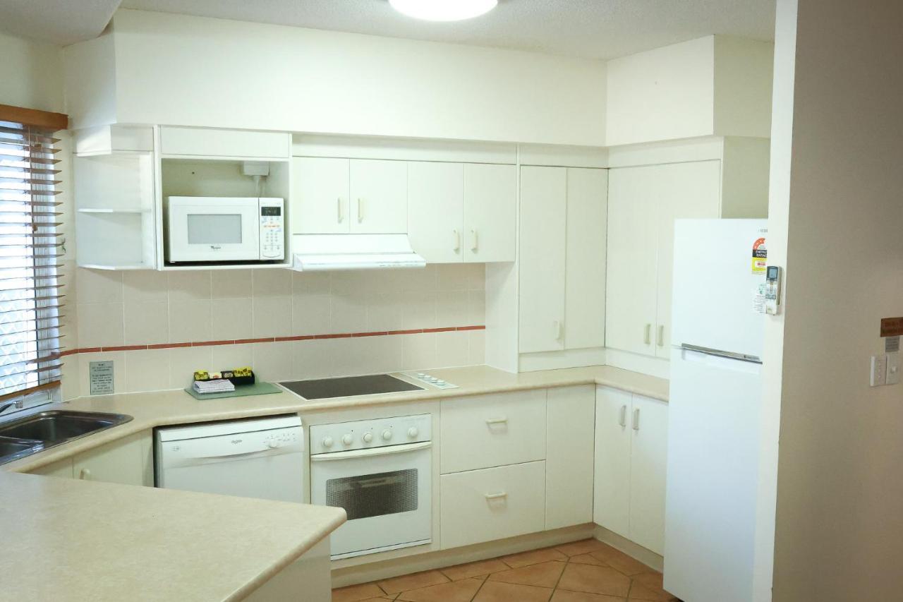 White Crest Apartments Херви Бей Екстериор снимка